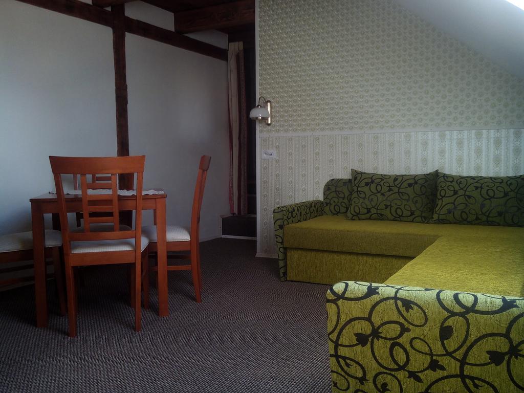 Ferienwohnung Farma Kozi Dvor Rohozna Brezno Exterior foto